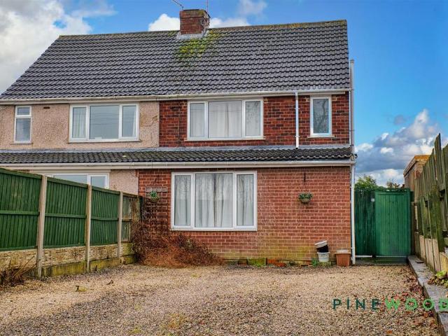 House for sale in Shuttlewood, Elmton