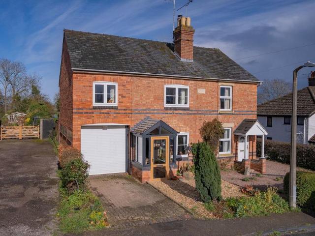House for sale in Forthampton, Worcestershire