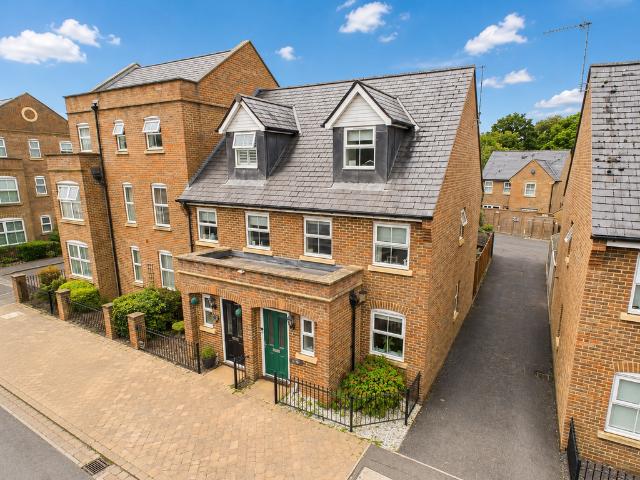 House for sale in Bentfield, Duton Hill