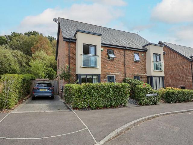 House for sale in World's End, Perryfields