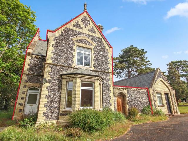 House for sale in Studlands Park, Chedburgh