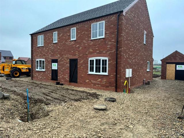 House for sale in Laceby