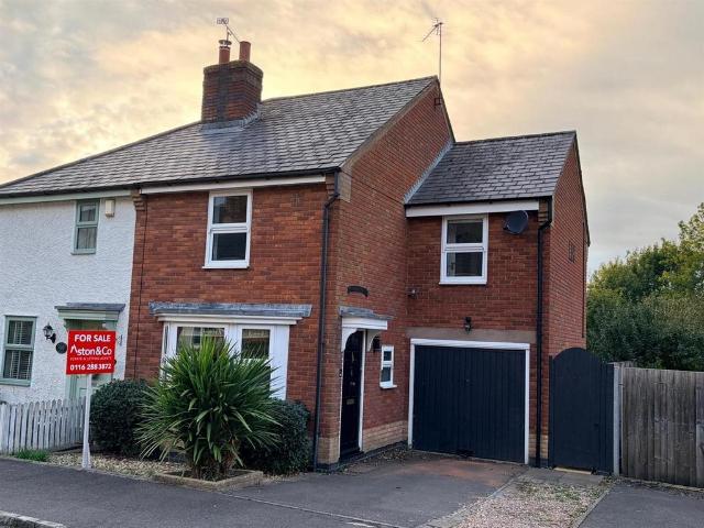 House for sale in Great Glen, Harborough