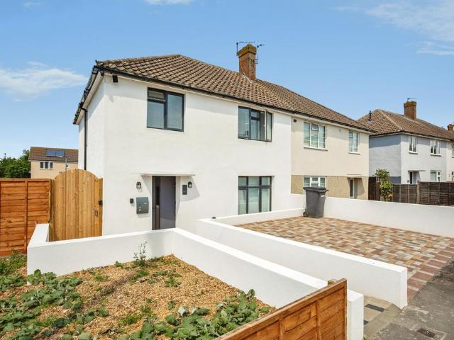 House for sale in Brentingby, Leicestershire