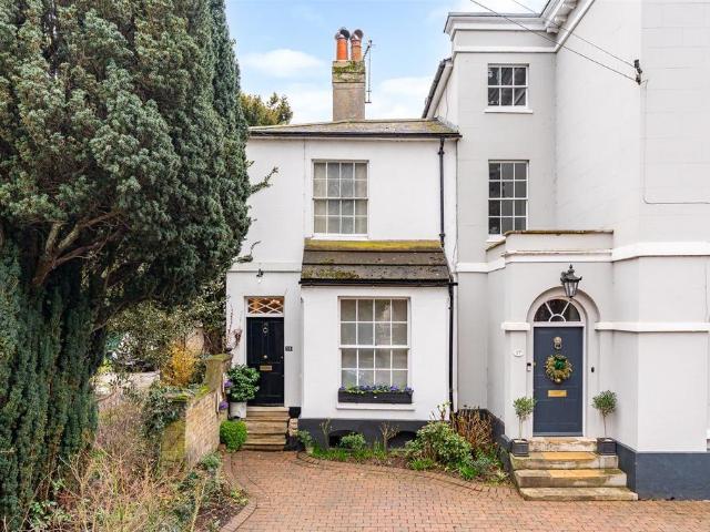 House for sale in Hertford, Colliers End