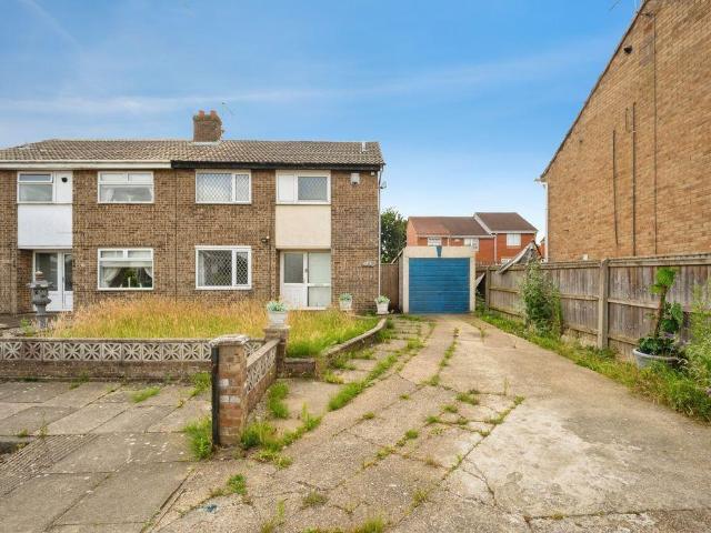 House for sale in Wybers Wood, Bradley