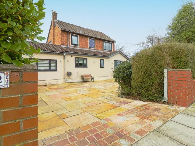 House for sale in Cleadon, Tyne And Wear