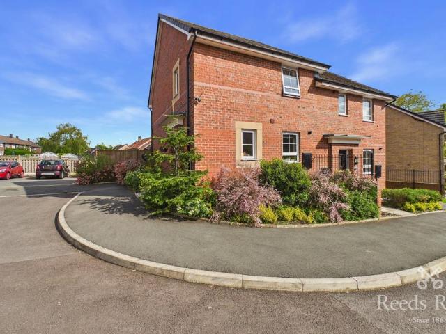 House for sale in Greenheys, Greater Manchester