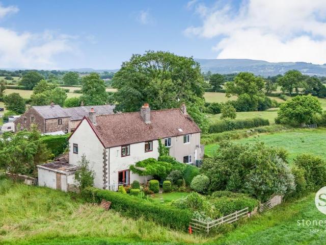 House for sale in Brockhall Village, Paradise