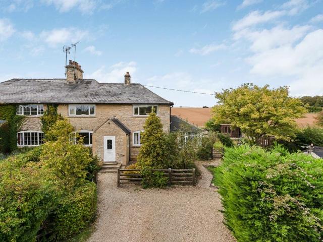 House for sale in Fossebridge, Gloucestershire