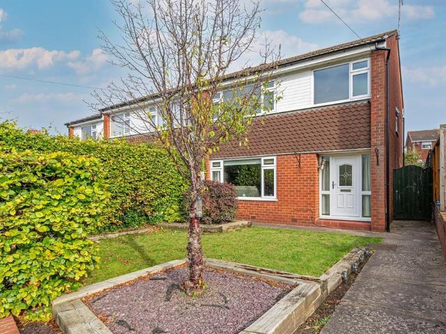House for sale in Frodsham, Cheshire