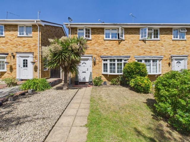 House for sale in Farnborough, Hampshire