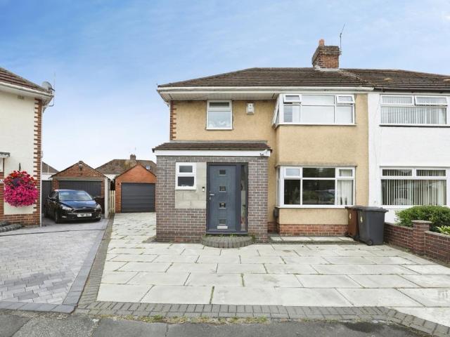 House for sale in Maghull, Sefton
