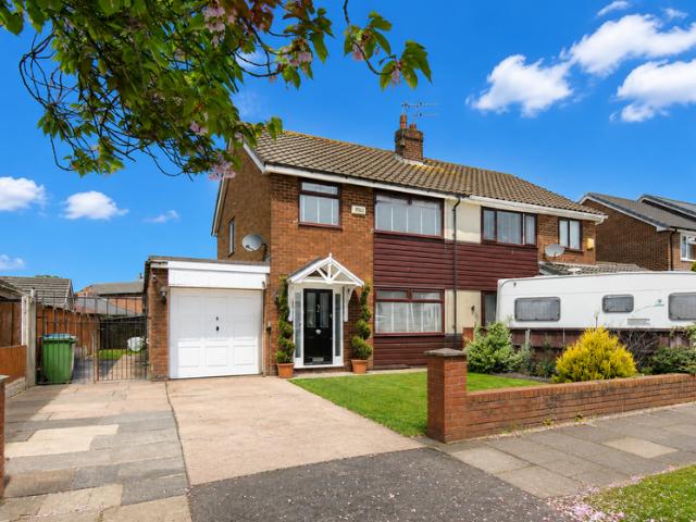 House for sale in Farnworth, Widnes