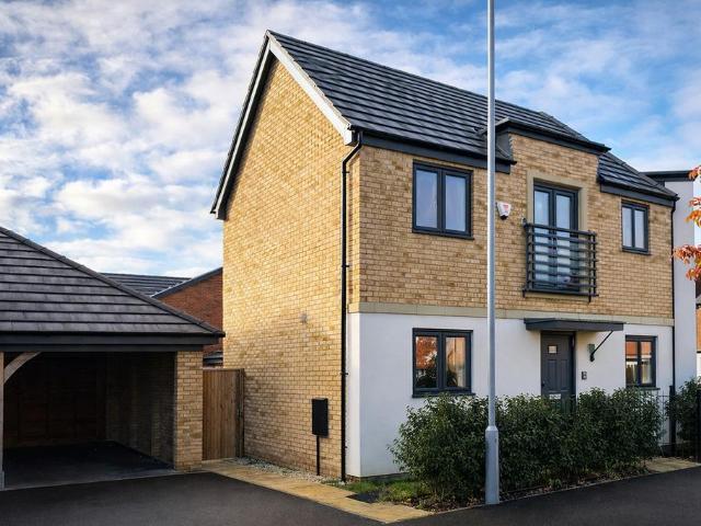 House for sale in Monkston Park, Milton Keynes
