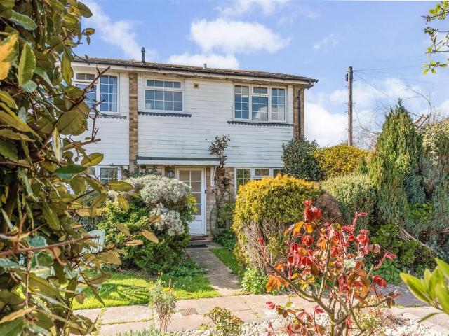 House for sale in Littlecote, West Sussex