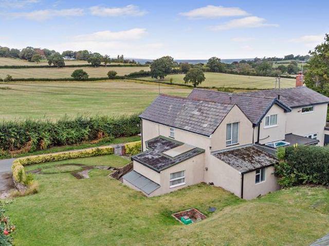 House for sale in Broxton, Cheshire