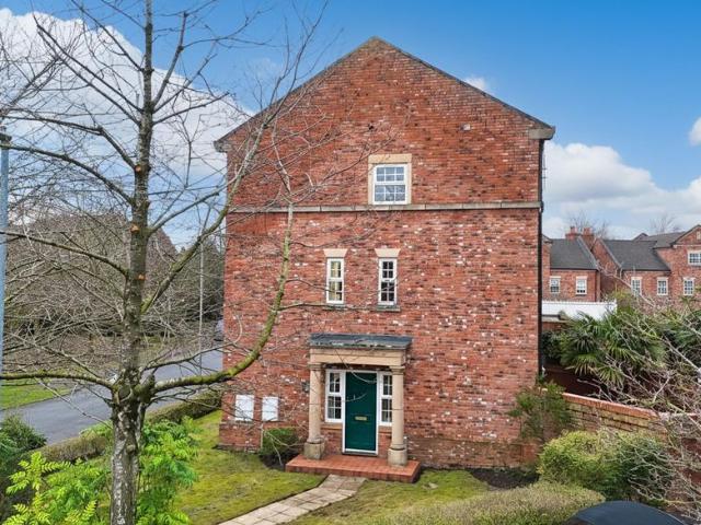 House for sale in Stapeley and District, Willaston
