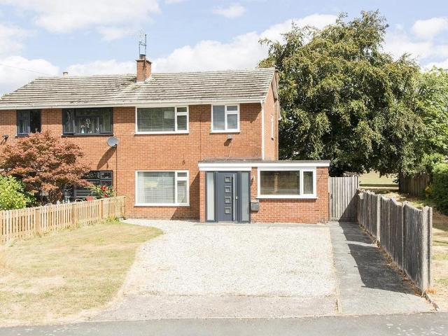 House for sale in Stanford On Avon, Leicestershire