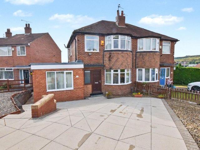 House for sale in Wortley, West Yorkshire