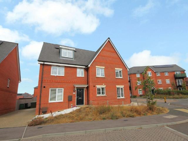 House for sale in Old Netley, Helford