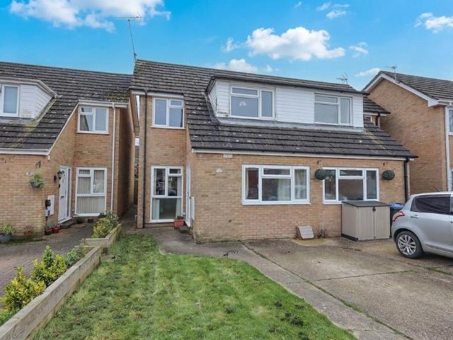 House for sale in Perryfields, West Sussex