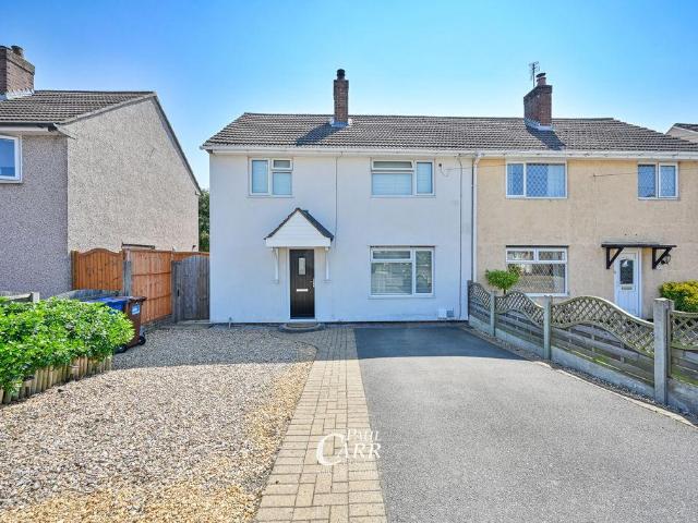 House for sale in Broomhill, Chadsmoor