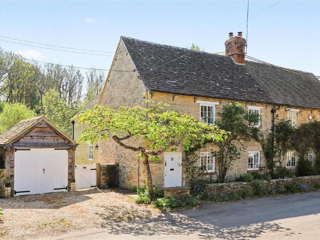 House for sale in Black Bourton, Oxfordshire