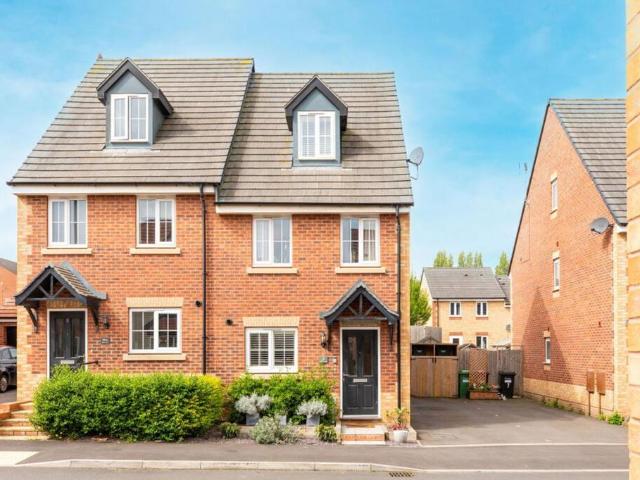 House for sale in Reabrook Estate, Frankwell