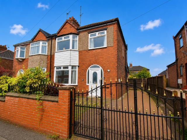 House for sale in Widnes