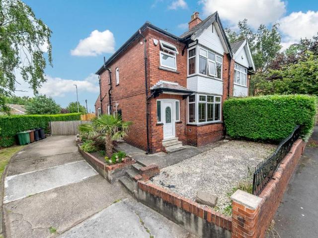 House for sale in Middleton, West Yorkshire