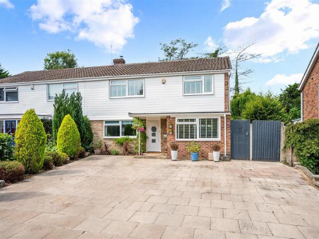 House for sale in Red Hill, Surrey