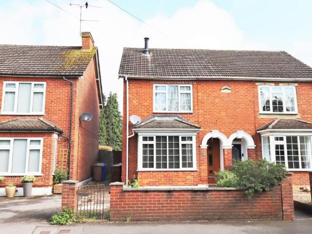 House for sale in The Crescent, Farnborough