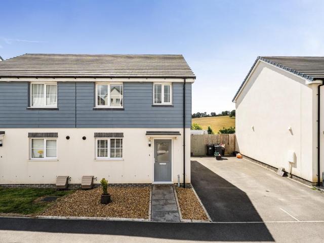 House for sale in Launceston, Cornwall