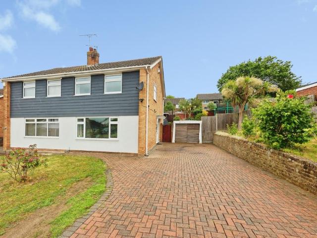 House for sale in Broad Oak, The Bridge
