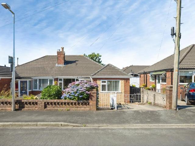 House for sale in Andertons Mill, Lancashire