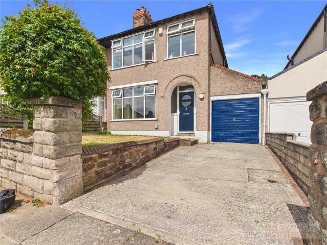 House for sale in Calderstones