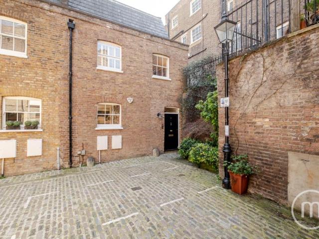 House for sale in Fitzrovia, Greater London