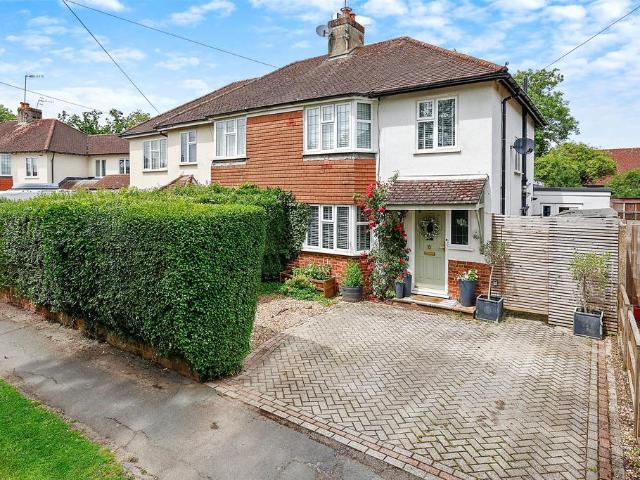 House for sale in Pachesham Park, Surrey