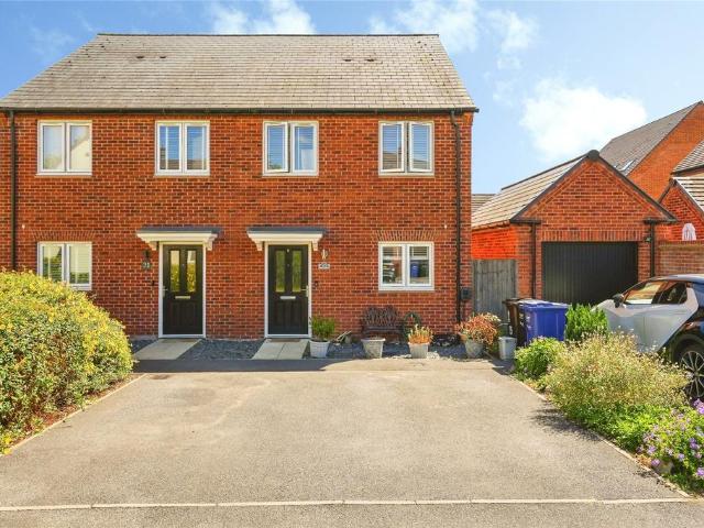 House for sale in Evershot, Oxfordshire