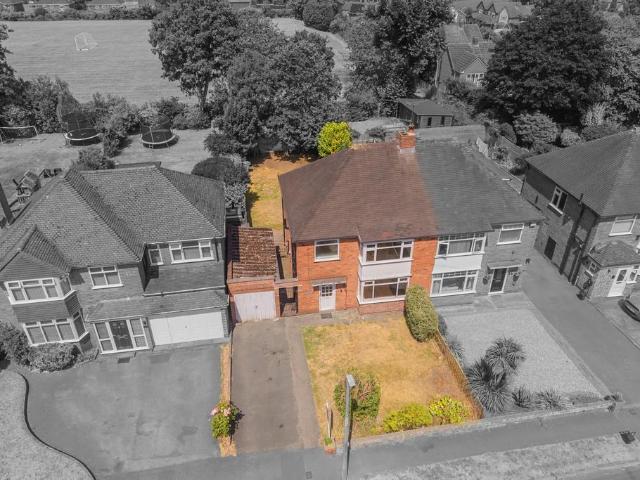 House for sale in Kingswinford, West Midlands