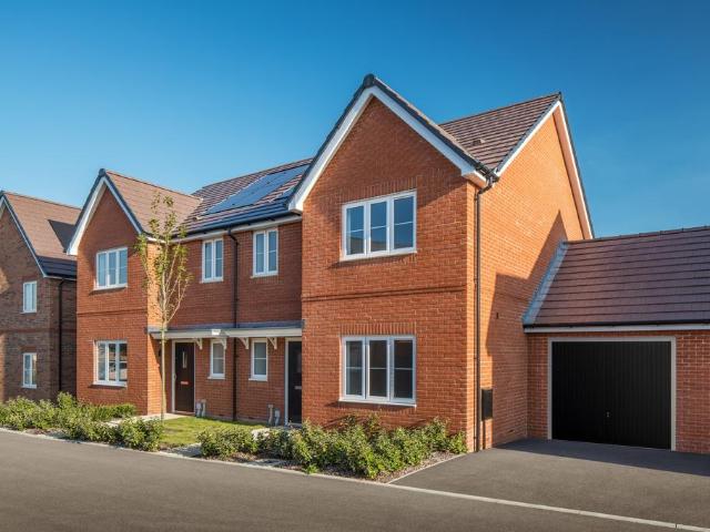 House for sale in Fishersgate, West Sussex