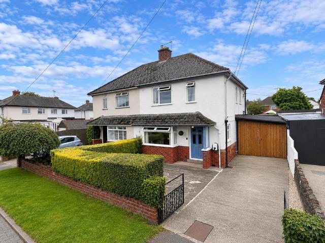 House for sale in Portfields, Lower Bullingham