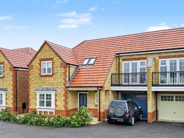 House for sale in Great Faringdon, Dromore
