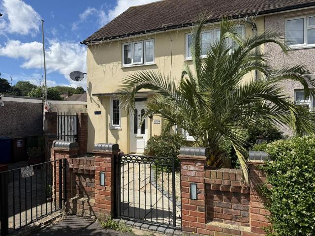 House for sale in South Ockendon, Essex