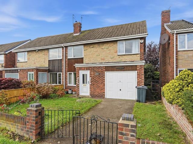 House for sale in Dunscroft, Doncaster