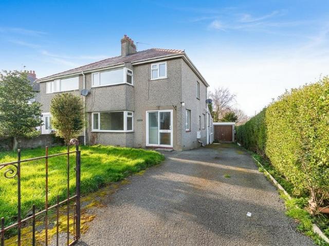 House for sale in Bangor, Wales