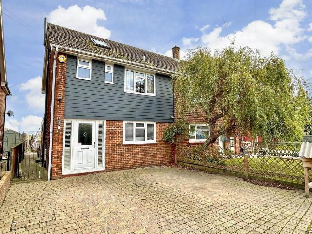 House for sale in Upchurch, Oad Street
