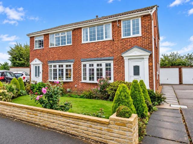 House for sale in Gomersal, Kirklees