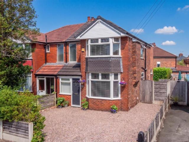 House for sale in Broadheath, Trafford Park